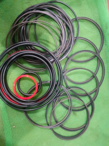 PHỚT TRUNG TÂM ZX125W (LỐP)/ ZX130 EX ZX160 MSJA125*9S