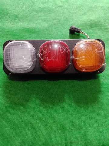 ĐÈN HẬU DX140