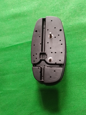 ĐÈN HẬU R55-7/R60-7/9 - TRÁI L