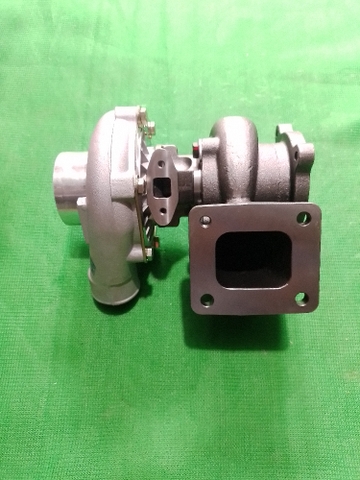 TUR BO EX200-2/6BD1_SL.ĐẾ(70*82) CỔ HÚT(44*54) CỔ GIÓ(69*76) CỔ XẢ 4BL TÂM 113/1 CHÂN ĐẾ CÓ REN