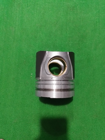 PISTON DL08 nổ tròn,đỉnh nhọn DOOSAN