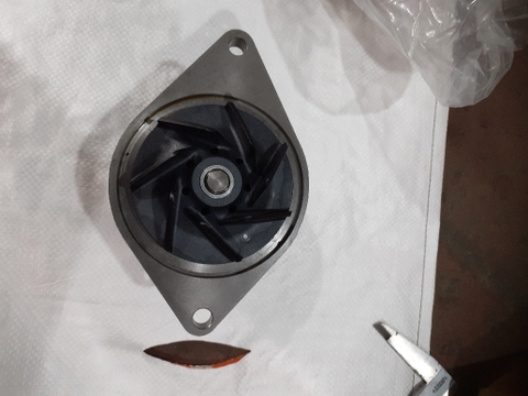 BƠM NƯỚC 6D107 PC200-8/10 CÁNH PHÍP - OEM XỊN