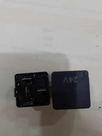 RƠ LE 5 CHÂN 12V