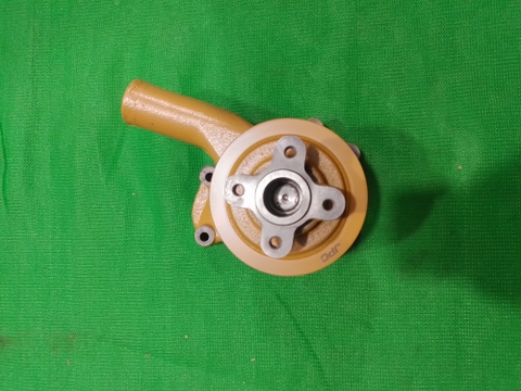 BƠM NƯỚC D20-5 PC40-1/2/3 4D94 4D92 đời cổ JPC BÍCH QUẠT 4 BU LÔNG