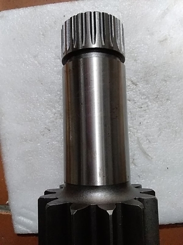TRỤC QUAY TOA S55/DH55-7 13R*24T*H225 CỔ 65 (BR THẲNG) KHÁC R55-7 - JKO TỐT