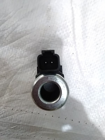 RƠ LE LỖ 18 24V*H40 (KHÔNG DÂY) ABG/KS