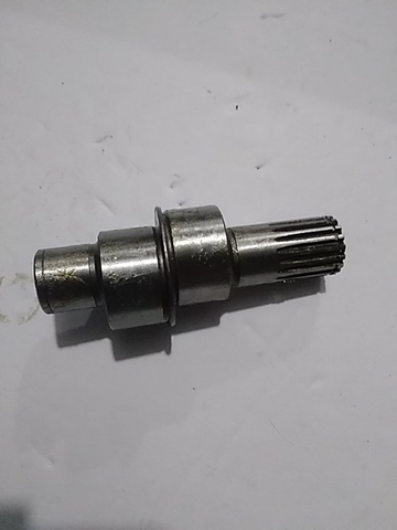 TRỤC LỆCH TÂM PC60-6 PC75 18T*L118  TUKOR