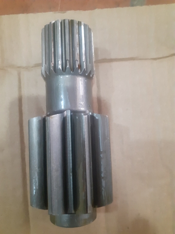TRỤC LÁP DC S200-5 XÍCH R2000LC DX225 8R*21T*L123 - TM