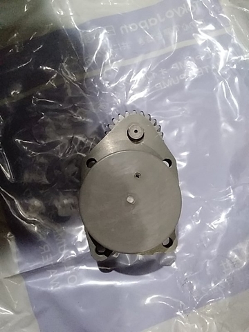 BƠM NHỚT 6D102 4D102 IZUMI TỐT