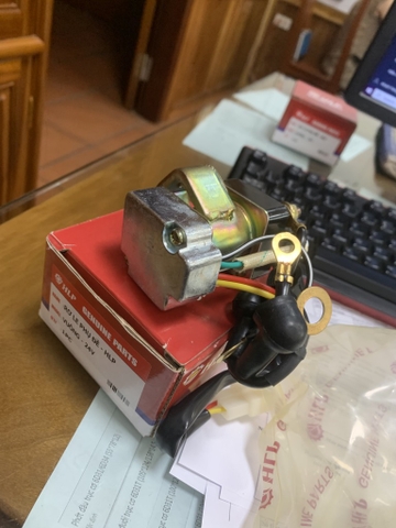 RƠ LE PHỤ ĐỀ 24V-VUÔNG HL