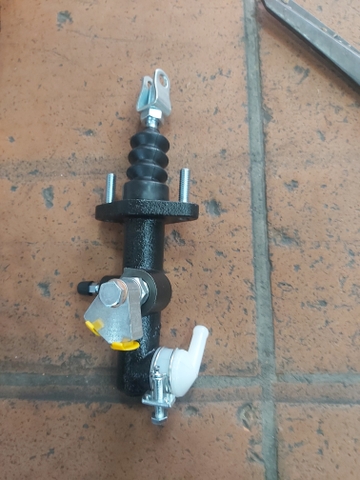 TỔNG PHANH CHÍNH XE NÂNG TOYOTA 5F/6F 2-3T - HLP 5326-1