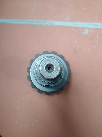 TRỤC XÚC LẬT LU 15R 23T H178
