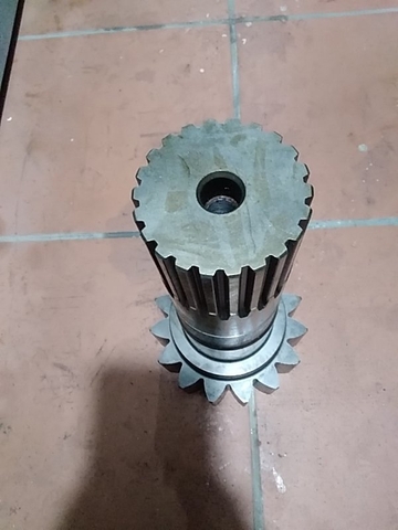 TRỤC QUAY TOA PC200-5 15R*22T*H380 TQ