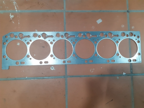 GIOĂNG MẶT MÁY 6D114/6CT ĐIỆN KPA