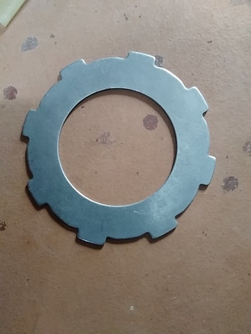 LÁ SẮT XÚC LẬT 8 VẤU 81*125/134*2 TD