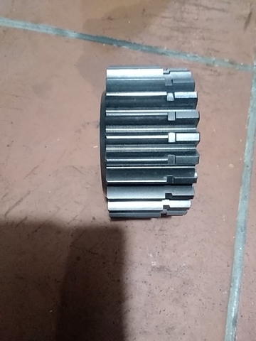 BÁNH RĂNG GIỮA DCTT S300-5/S290-5: 26R*d60*D111*H59- DB