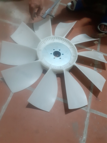 CÁNH QUẠT R2000-3: 10C*48*72*6 LỖ*655