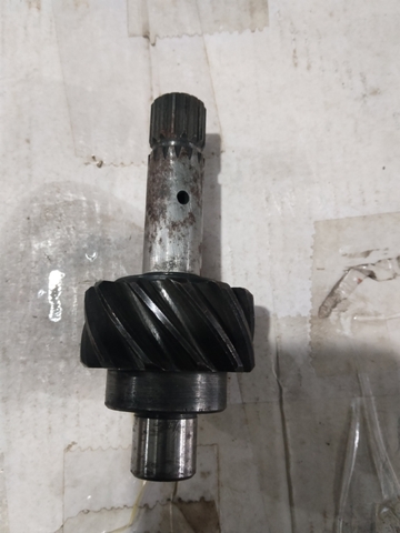 TRỤC LÁP 12R*15T*H100 (TRỤC LẠ)