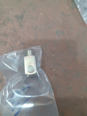 TÁO VUÔNG PHI 4