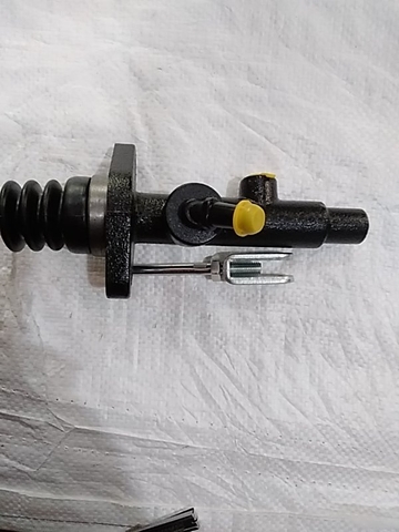 TỔNG CÔN CHÍNH XE NÂNG KOMATSU LEO-NXT FD20/25-16 (5/8) DÀI 160 CỔ 44 TÂM 70 DẦU RA M9 - HLP 8125