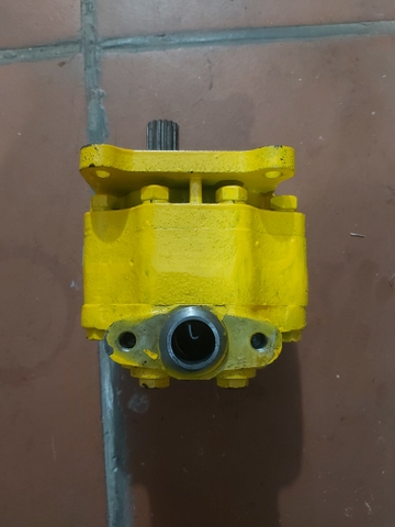 BƠM LÁI D50/53 16T*4 bu lông*Quay phải ÍT BÁN - TQ