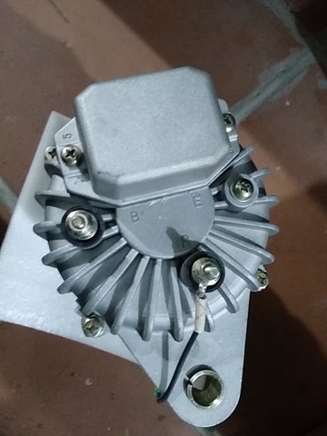 MÁY PHÁT 4D120 2 RÃNH*2TAI CÂN TÂM 192* HÁNG 70*24V KST-