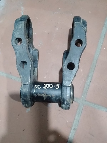 MẮT XÍCH PC200-5/6/7 S200/EX200-5 M20 (TÂM 123*160 ) ko ắc C.H/SLT.BJJ