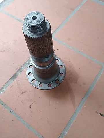 TRỤC ĐÙI D20-5 42THEN*H325  12 LỖ CỔ BI DƯỚI 50/ BI TRÊN70 BẢN B CÓ REN HL