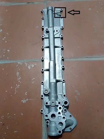 VỎ SINH HÀN 6D105 - XỊN