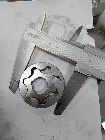 BÁNH RĂNG BƠM QUẢ KHẾ CAO 0.9MM - 10