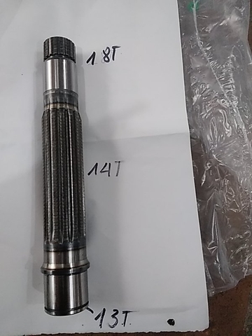 TRỤC BƠM NGẮN K3V112: 18T*14T (13 THEN TRỤC ) ( SOLA/SK200-6/SK200-8) - TM -TN