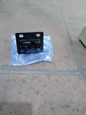 KHOÁ GIỮ CỬA ( KHÓA TRONG) PC200/DH55/S130/S140-5