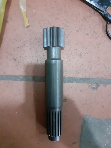 TRỤC LÁP PC200-7 11R*18T*L218 - BN