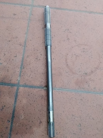 TRỤC SỐ DÀI  D31, 13T*16T*16T*L556 - QTN