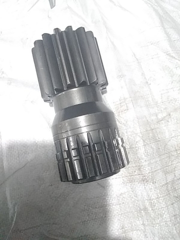 BR GIỮA QTTD R2000 16R*21T*L169 - ABG