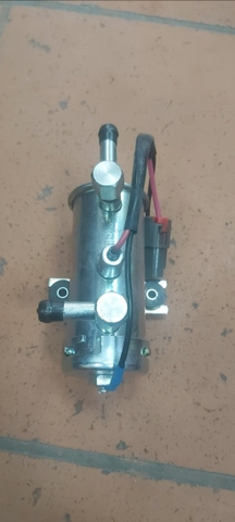 BƠM DẦU 4HK1 / 6HK1 24V - TN  (BH 03 THÁNG LÔI DO NHÀ SẢN XUẤT, KHÔNG BẢO HÀNH CHÁY)