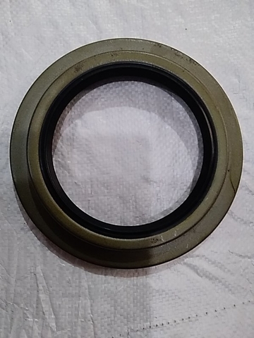PHỚT MAY Ơ XE NÂNG 110*165*12/26.5 TCM/24