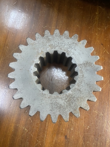 BÁNH RĂNG SỐ D41 - 26R*15T (47*95 *HR33/H53 )