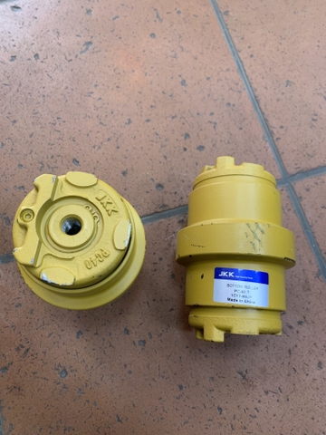 GA LÊ TỲ PC40-7 PC50 GỜ GIỮA TÂM 161 M16*40 - JKK TỐT