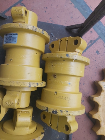GA LÊ TỲ SK100/120-2/3/5 SK135 100*262 M16*70 TRỤC VÁT - C.H