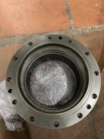 VỎ CỤM DI CHUYỂN DH55 / EC55 / EC60 83R*d169.5 12L SAO*3 LỖ ĐỊNH VỊ, TÂM LỖ SAO 74 BL M6 - JKO/LB