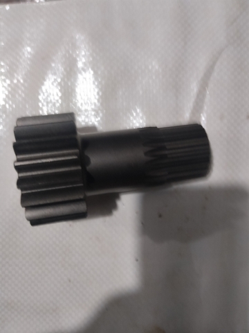TRỤC LÁP D/C S220-3/5 R200-3 GM35VL 18R*21T*108 OEM