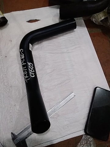 CÚT NƯỚC TRÊN  PC60-5/4D95 OEM