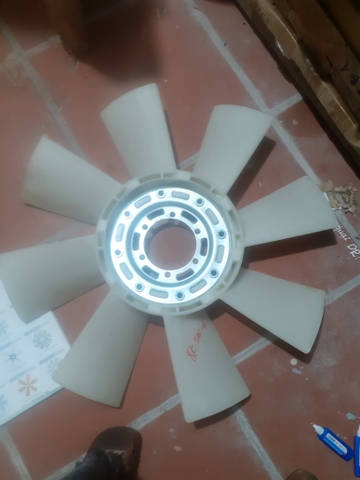 CÁNH QUẠT 6D16: 7C * 110*127*6 LỖ*640 GIỐNG 6D34