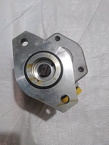BƠM KHIỂN EX60 A10V43 đường dầu 2 cạnh XPL
