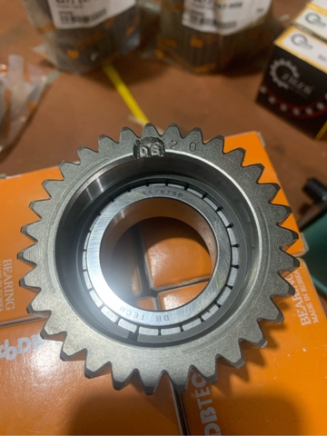 BỘ BÁNH RĂNG CHẤU DX140: ẮC 36MM 31R (2008 QUAY VỀ) 4472347008 DB