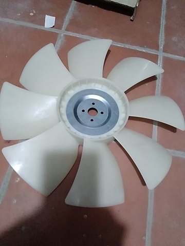 CÁNH QUẠT SK120-5/ZX120 4BG1: 8C*550 60*4 LỖ 32
