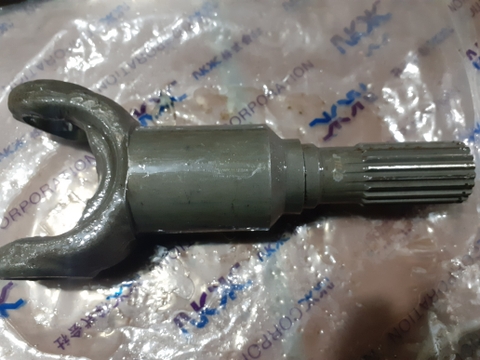 TRỤC LÁP NGẮN CẦU TRƯỚC CHỮ THẬP DX55 20T*L190 (ĐỜI 18R) - HL