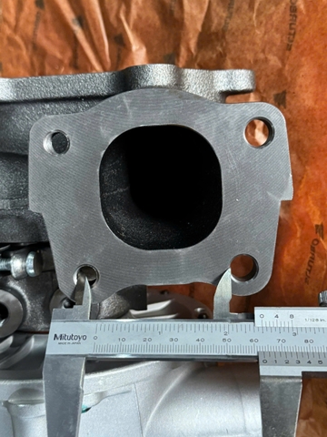TUR BO 4HK1 (KHÔNG ĐIỀU TỐC )SL