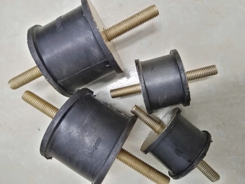 CAO SU CHÂN MÁY IHI60/IHI80 SAU D68*H60